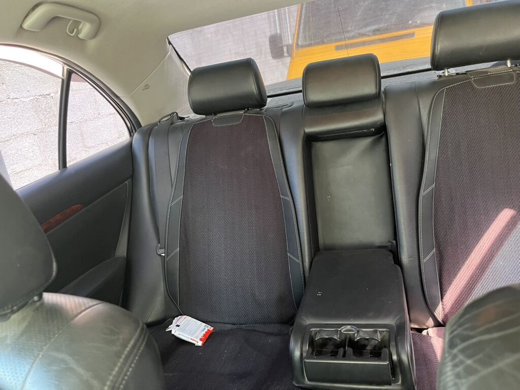 Toyota Avensis: 2005 г., 2 л, Автомат, Бензин, Седан: фото 8