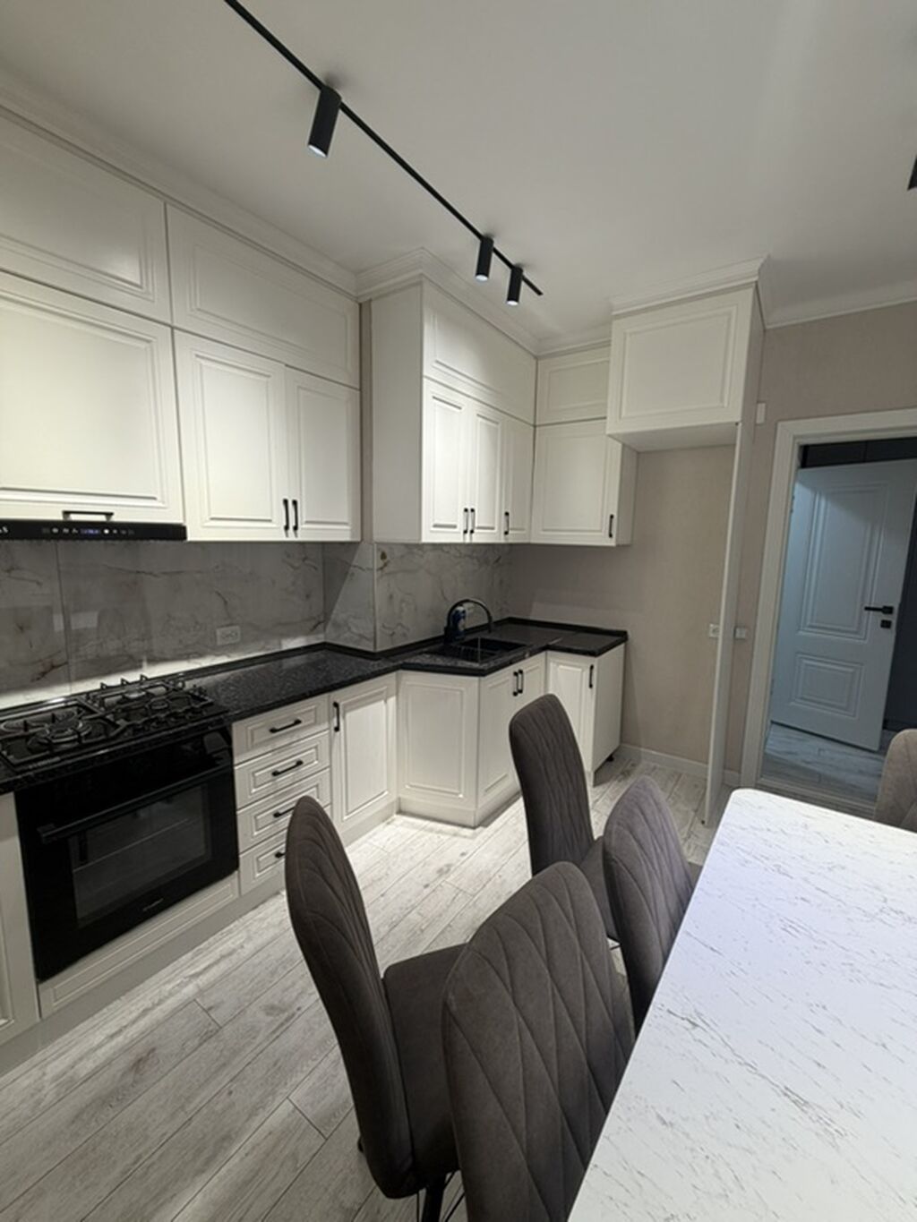 Сдам 2-комнатную квартиру 67 м² в Оше, Таатан ТЦ: фото 4