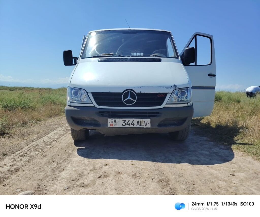 Грузовик, Mercedes-Benz, Дубль, Новый: фото 1