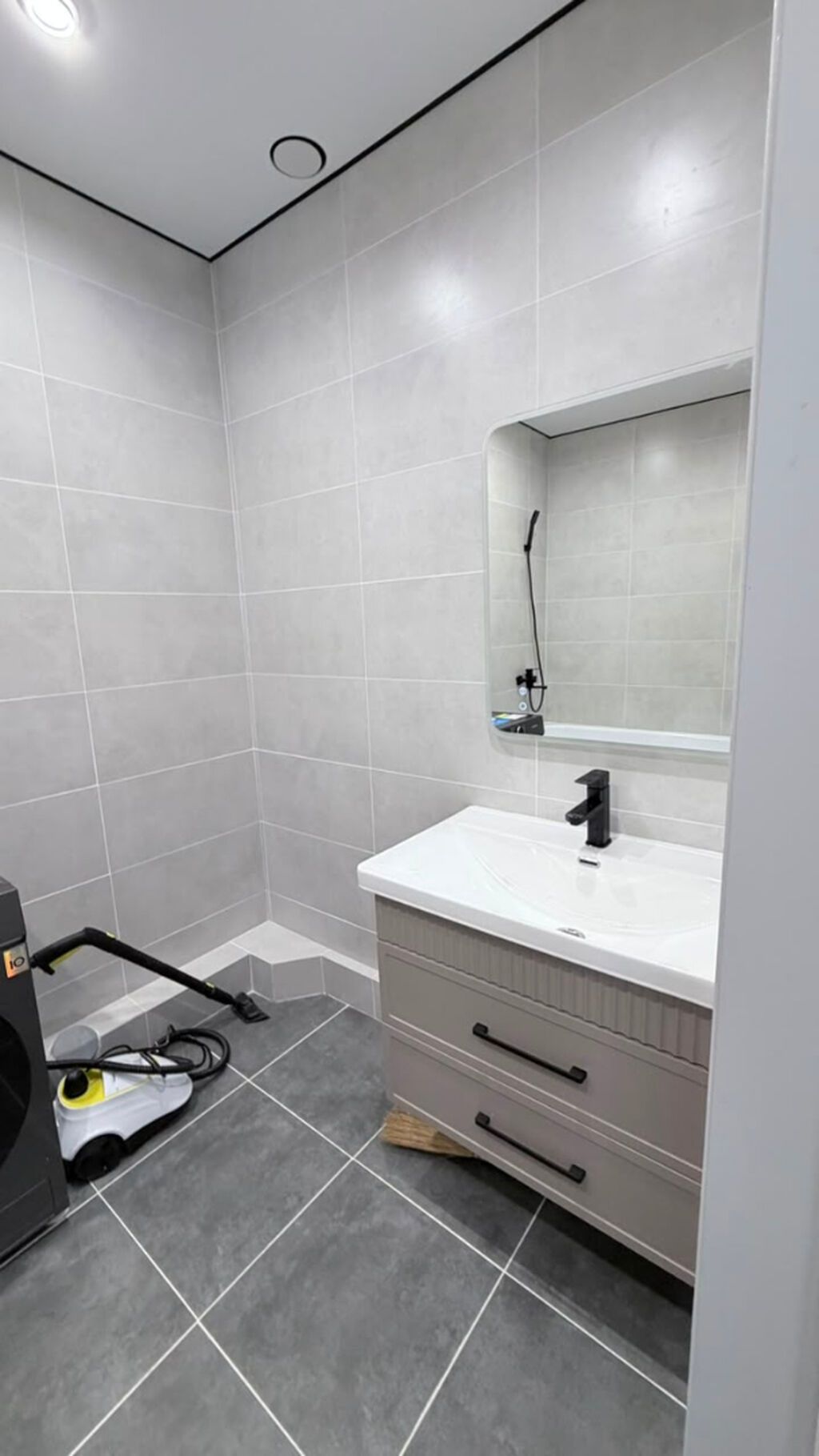 Сдается 2 комнатная кв асанбай 75 м2 11/15 этажность 1200+ деп ID: фото 8