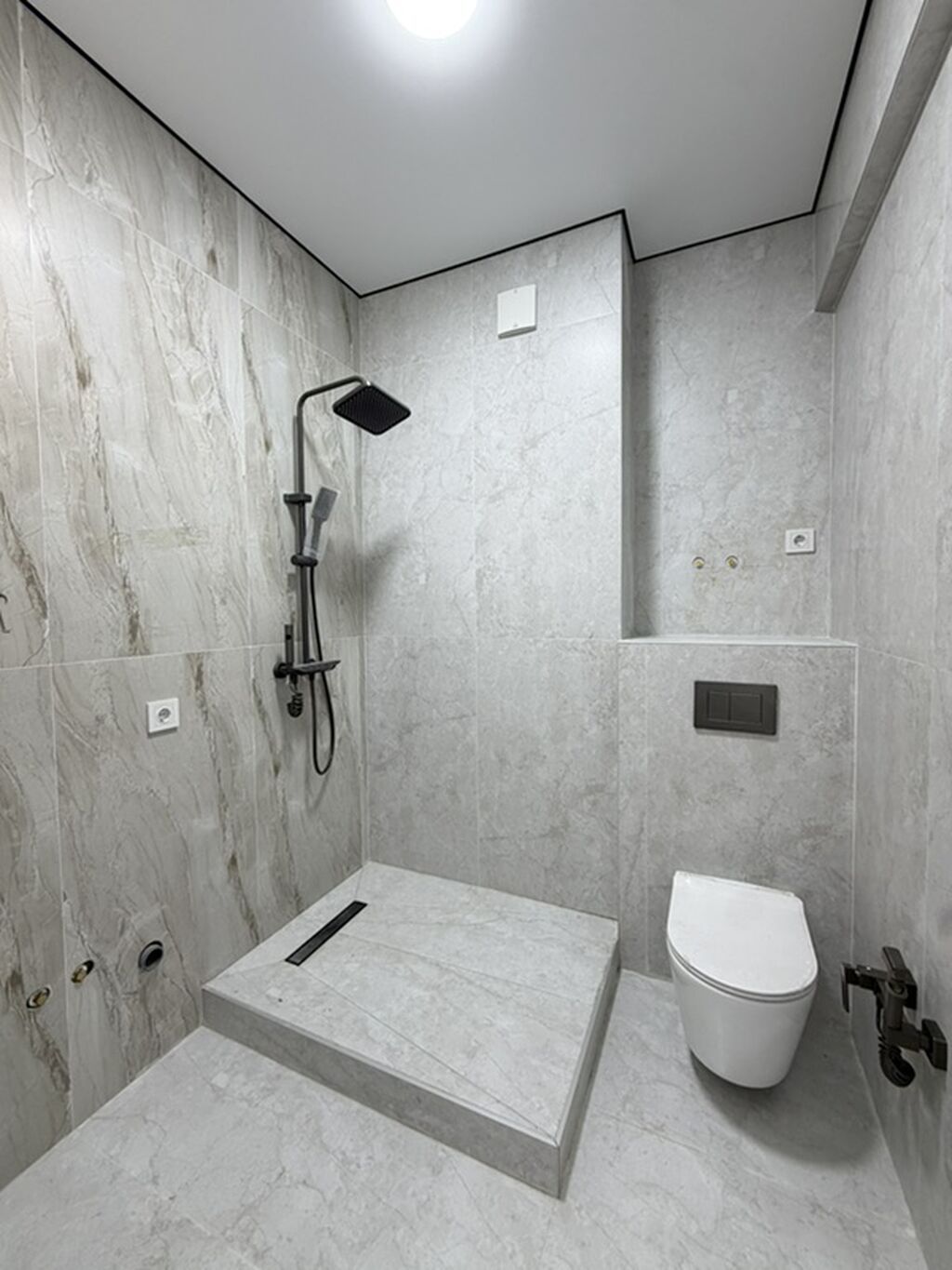 2 комнаты, 47 м², Асанбай мкр Элитка, 8 этаж, Свежий ремонт: фото 4