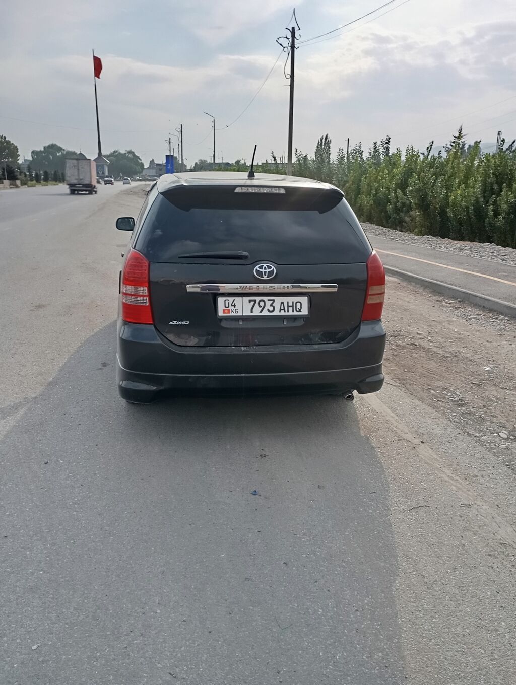 Toyota WISH: 2003 г., 1.8 л, Автомат, Бензин, Универсал: фото 2