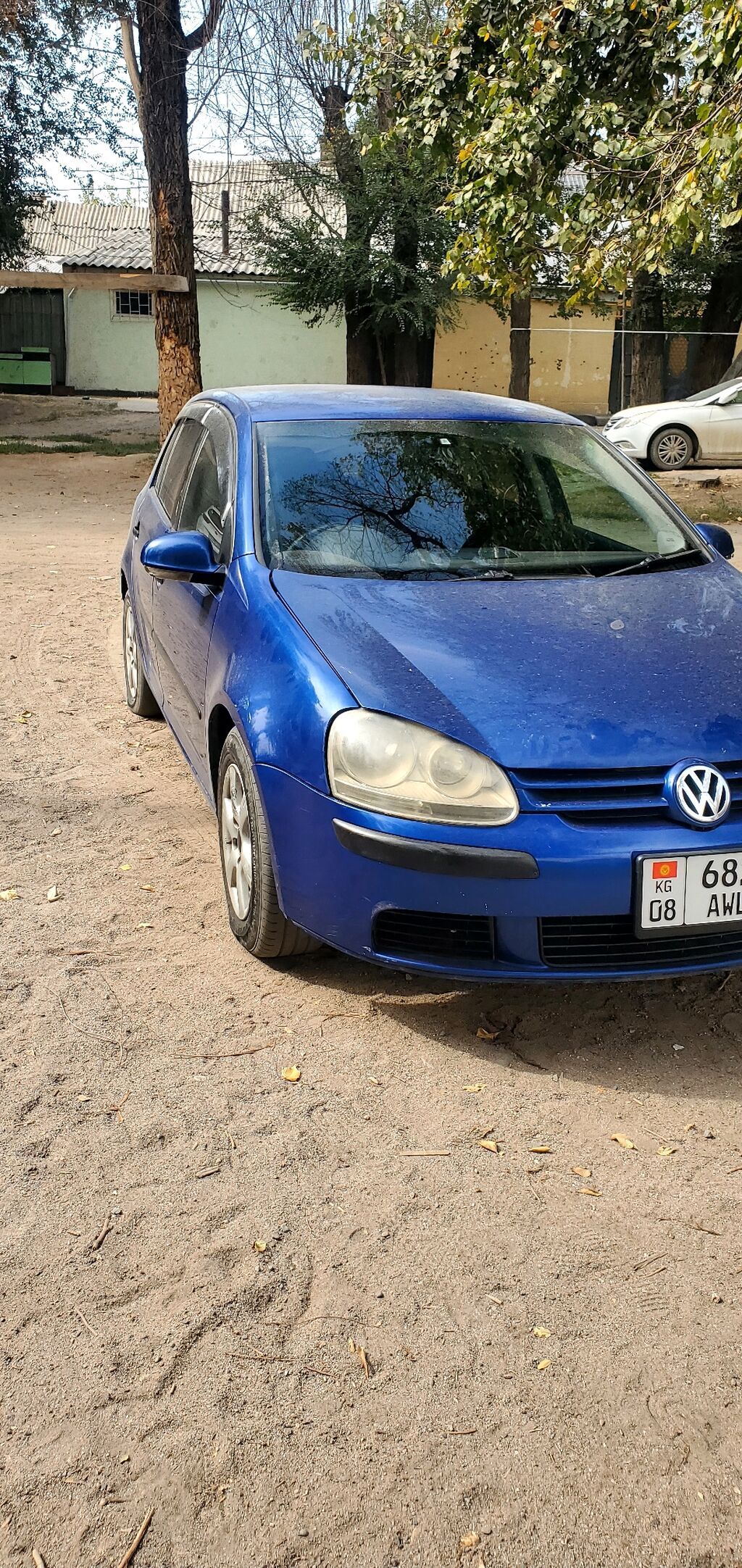 Volkswagen Golf V: 2004 г., 1.6 л, Автомат, Бензин, Хэтчбэк: фото 2