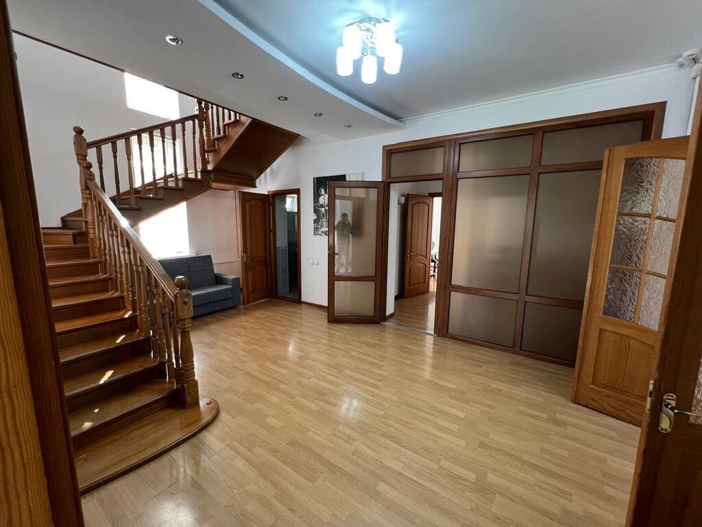 200 м², 7 комнат, Мед Академия, Без животных: фото 4