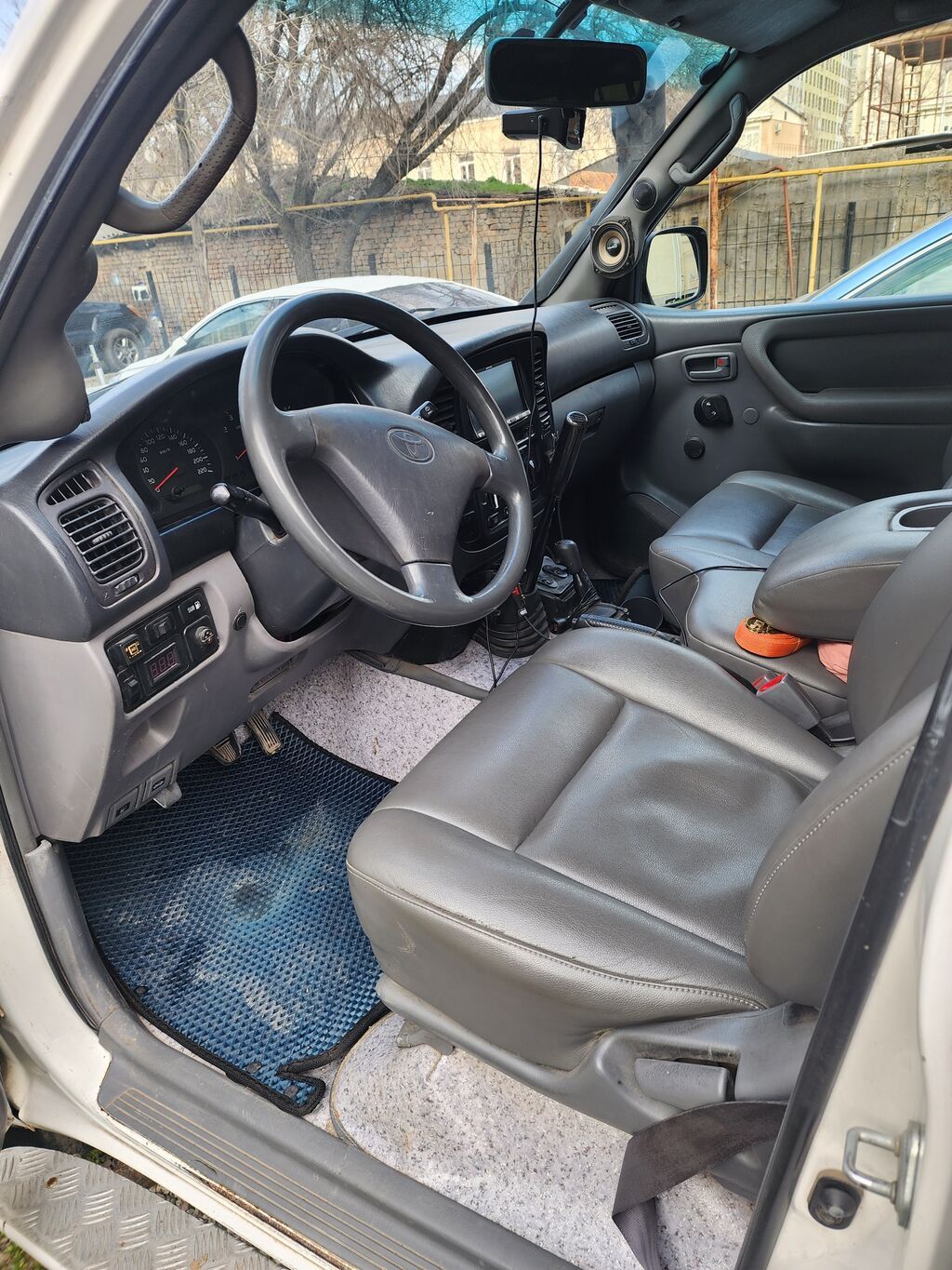 Toyota Land Cruiser: 2002 г., Внедорожник — фото 7
