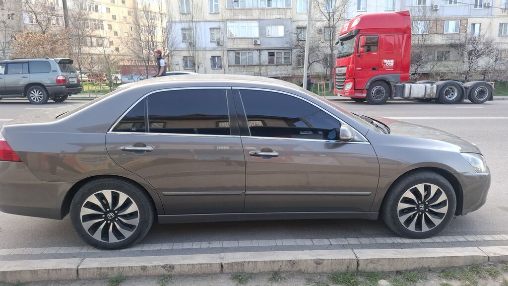 Honda Inspire: 2006 г., 3 л, Автомат, Бензин, Седан: фото 3