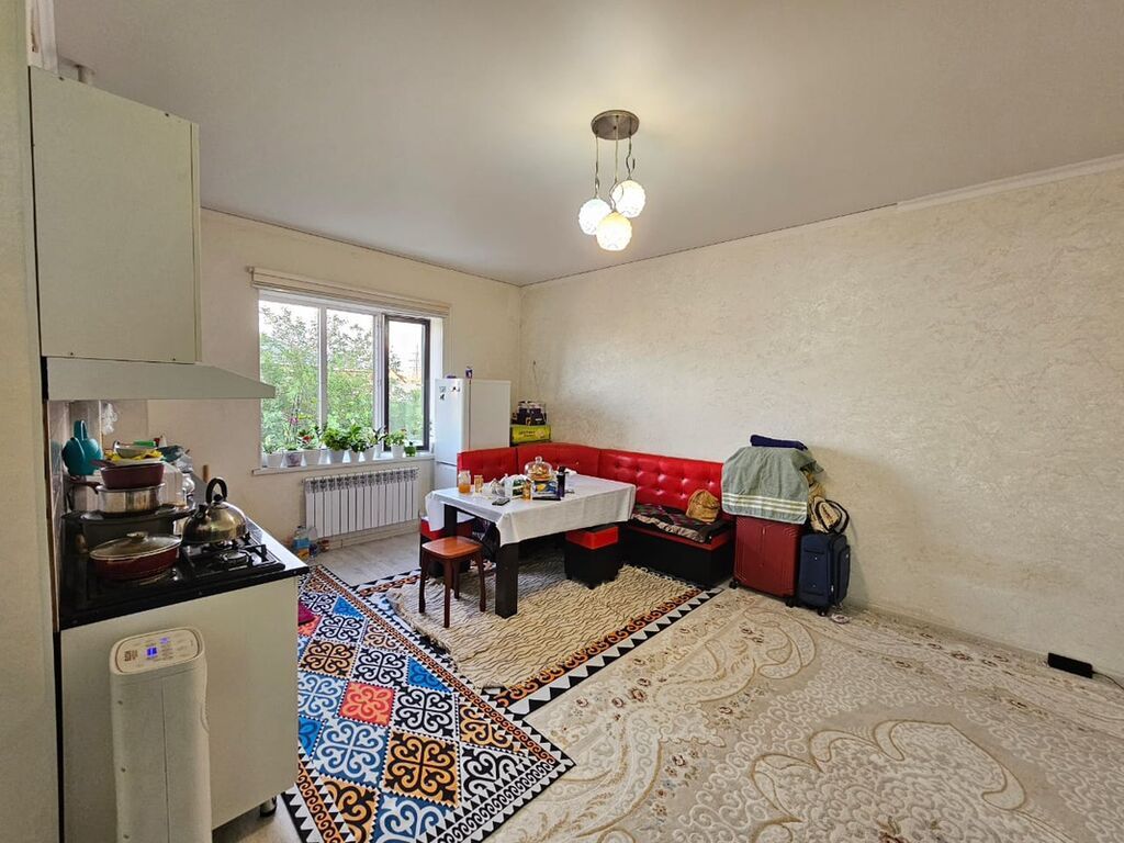 Продаю 2-комнатную квартиру 40 м² на 2 этаже: фото 3