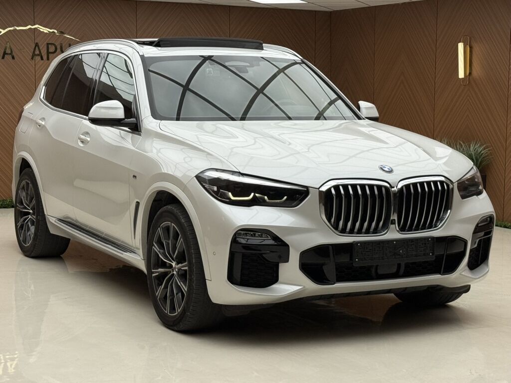 BMW X5: 2020 г., 3 л, Автомат, Дизель, Кроссовер: фото 3