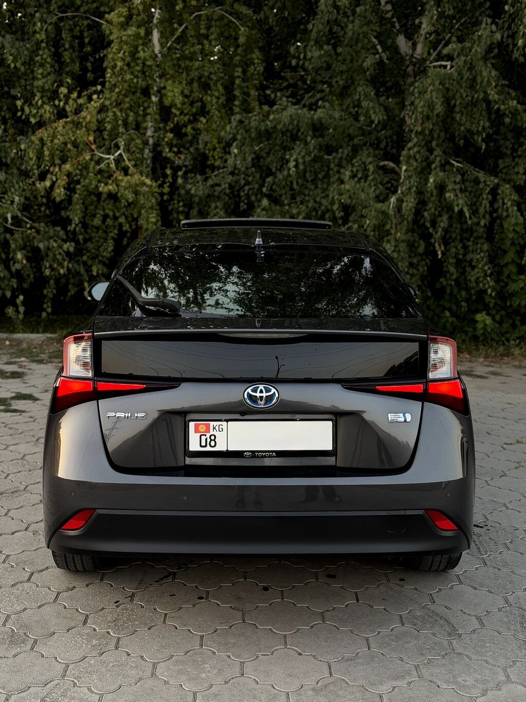 Toyota Prius: 2019 г., 1.8 л, Вариатор, Гибрид, Лифтбек: фото 4