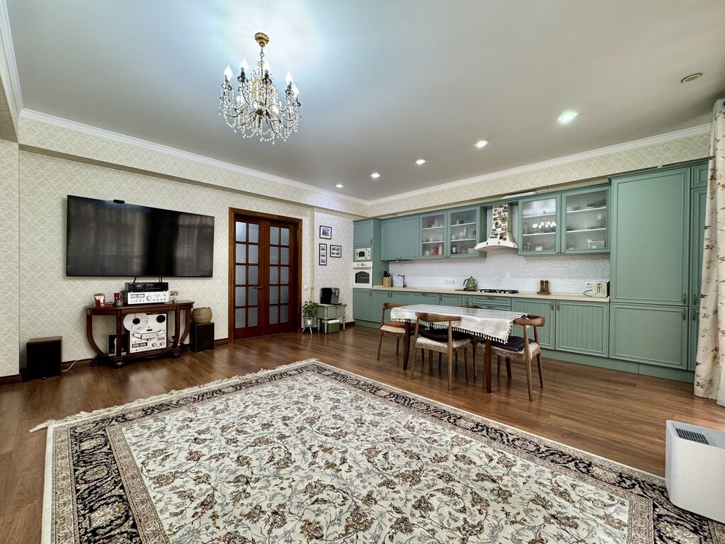 3 комнаты, 120 м², Золотой квадрат Элитка, 4 этаж, Евроремонт: фото 4