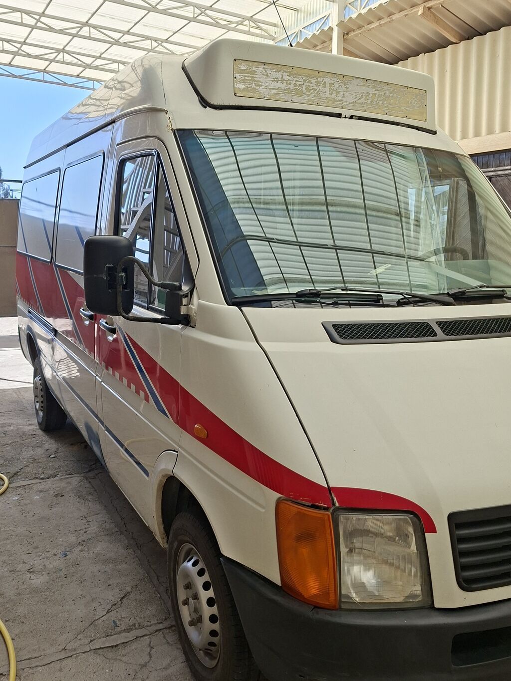 Volkswagen Volksbus