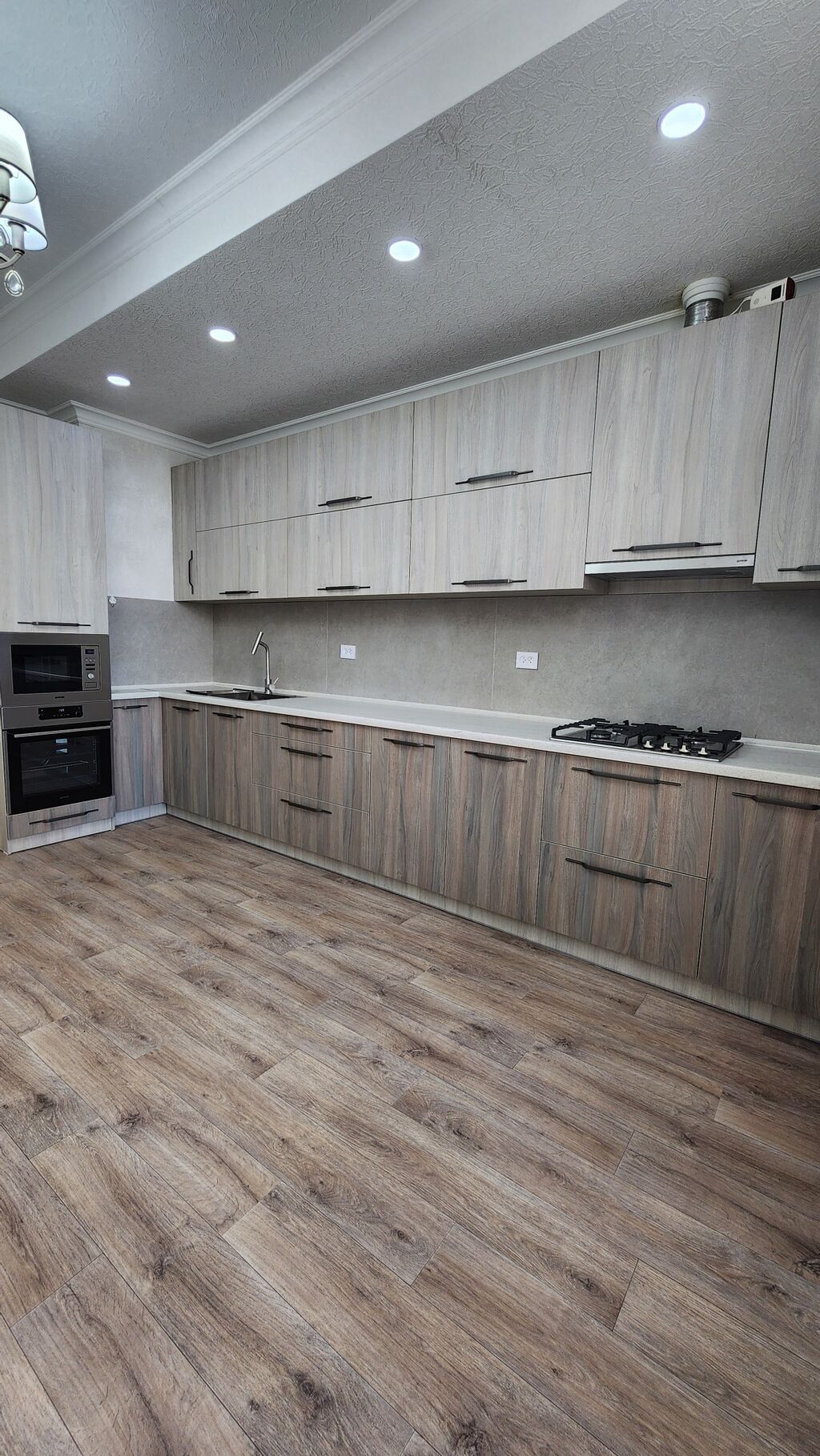3 комнаты, 120 м², 7 мкр Элитка, 2 этаж, Евроремонт: фото 2