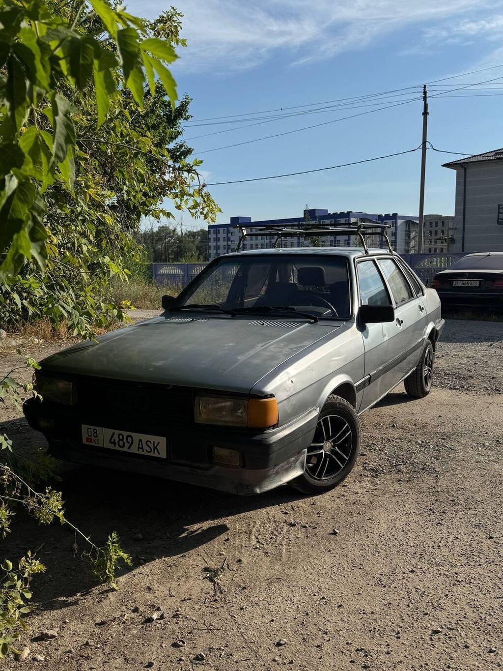 Audi 80: 1987 г., 1.8 л, Механика, Седан: фото 1