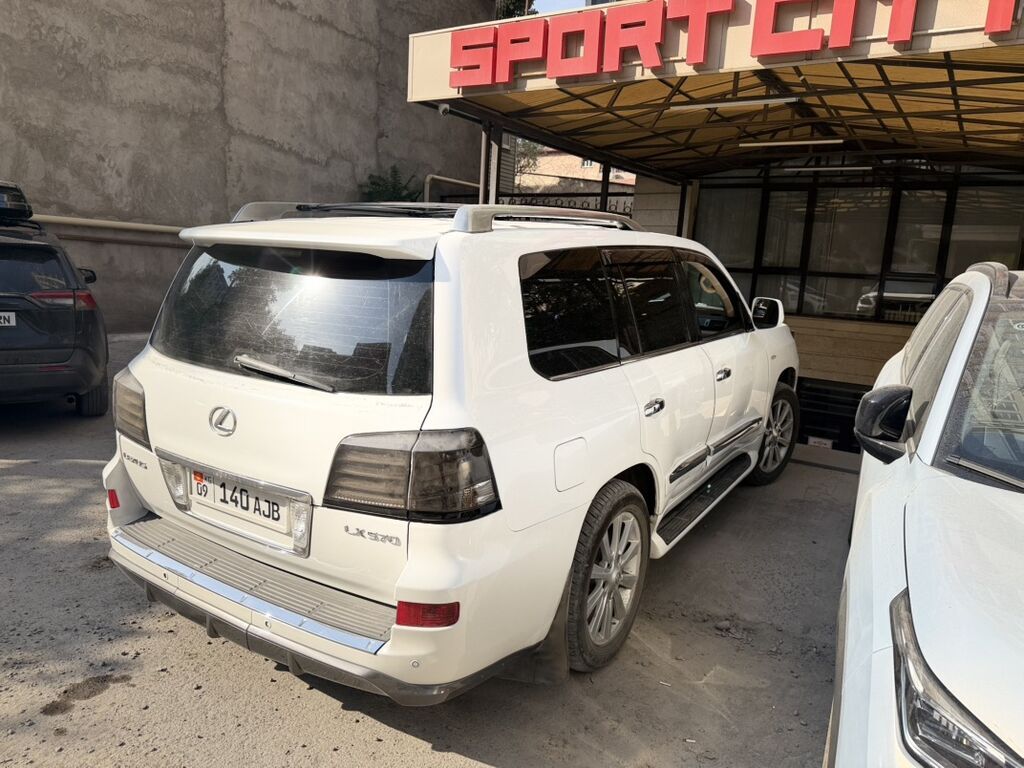 Lexus LX: 2008 г., 5.7 л, Автомат, Газ, Внедорожник: фото 5