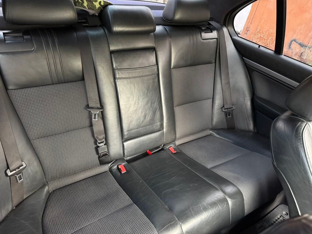 BMW 5 series: 2002 г., 2.5 л, Механика, Бензин, Седан: фото 8