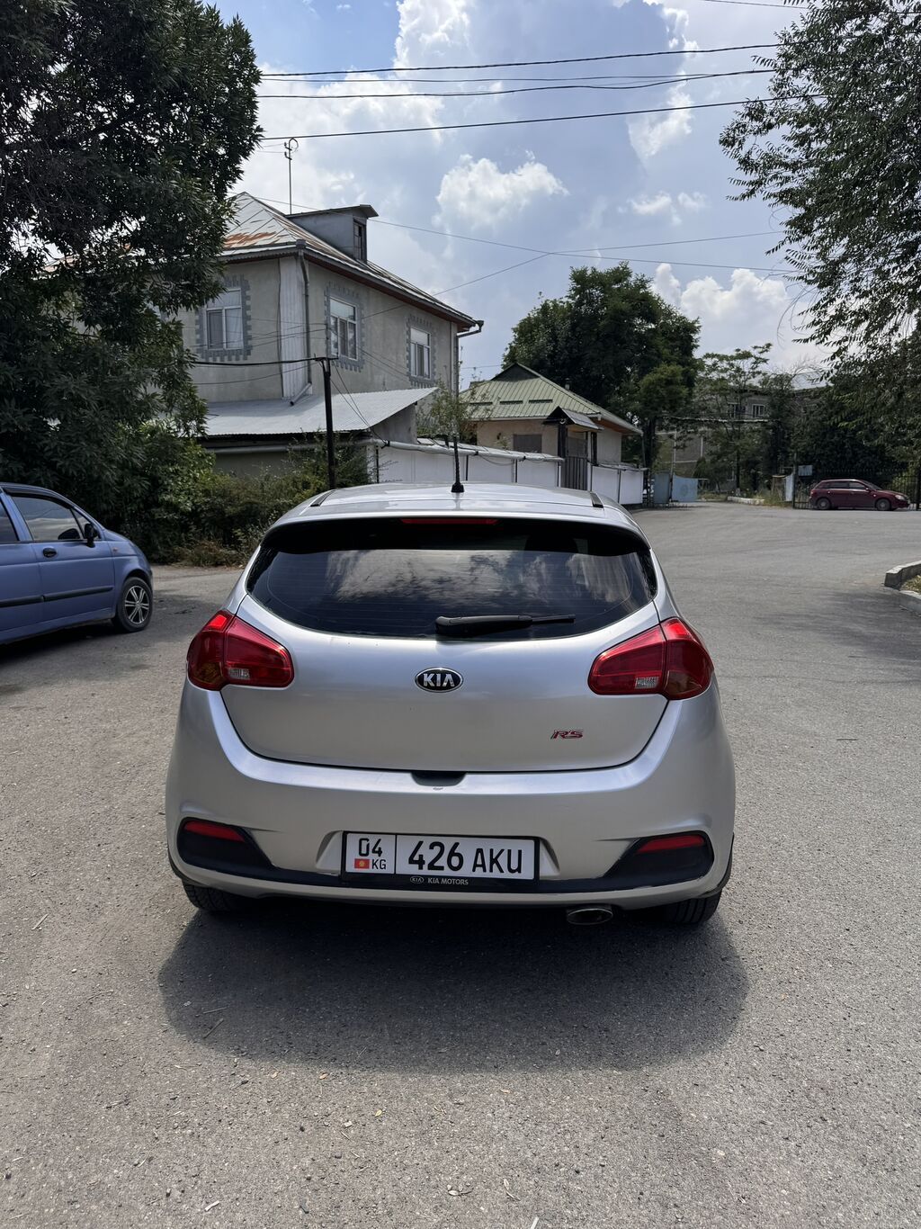 Kia Ceed: 2013 г., 1.6 л, Механика, Бензин, Хэтчбэк: фото 3