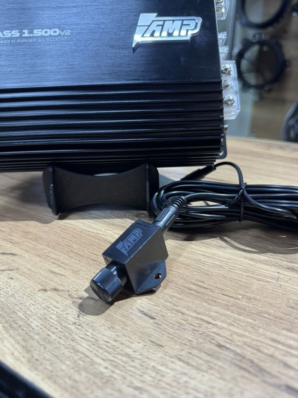 Моноблоковый автомобильный усилитель AMP MASS 1.500 V2 - Класс D: фото 3