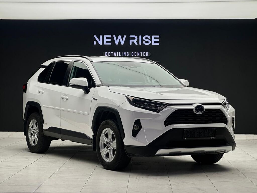 Toyota RAV4: 2019 г., 2.5 л, Типтроник, Гибрид, Кроссовер: фото 3
