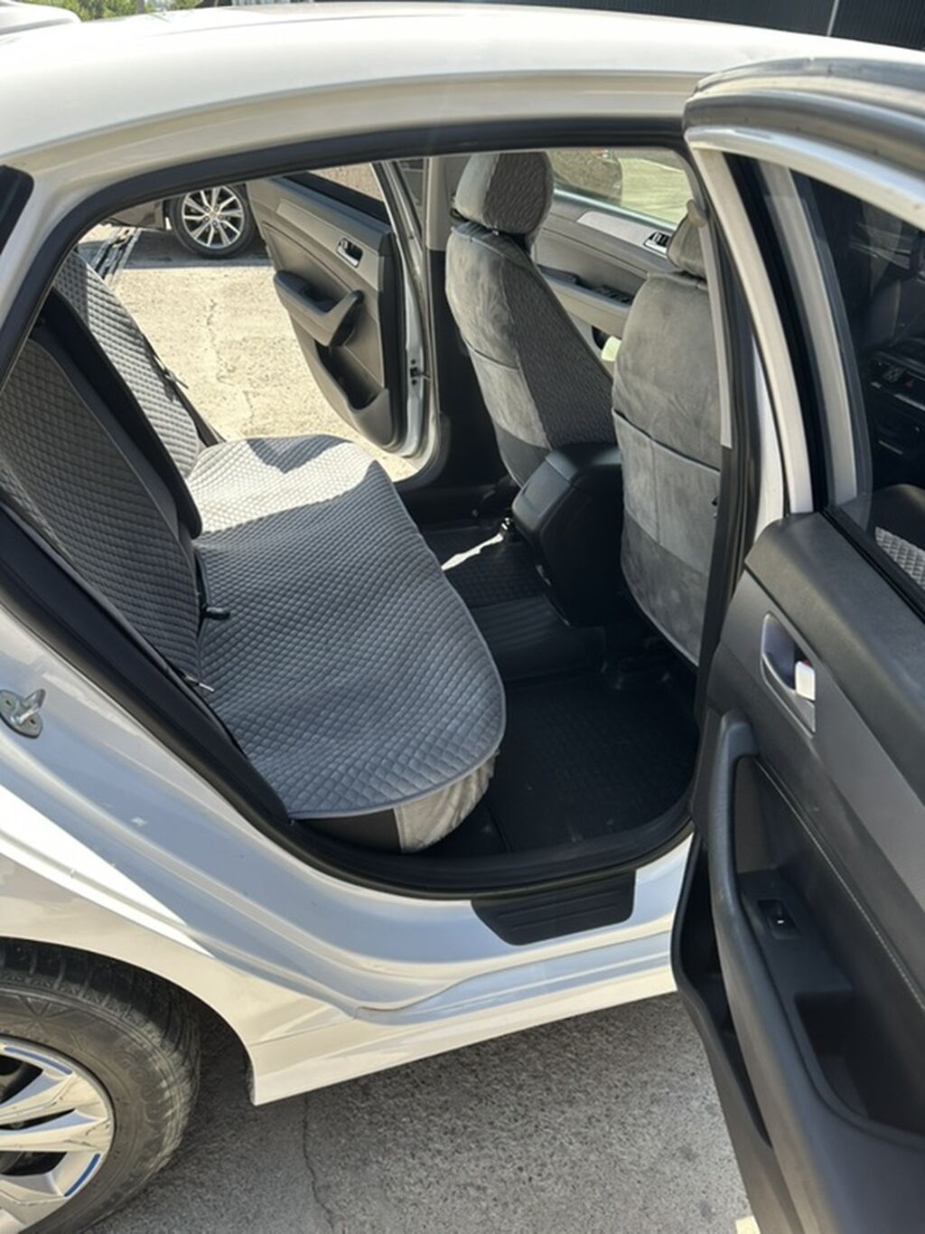 Hyundai Sonata: 2018 г., 2 л, Автомат, Бензин, Седан: фото 3