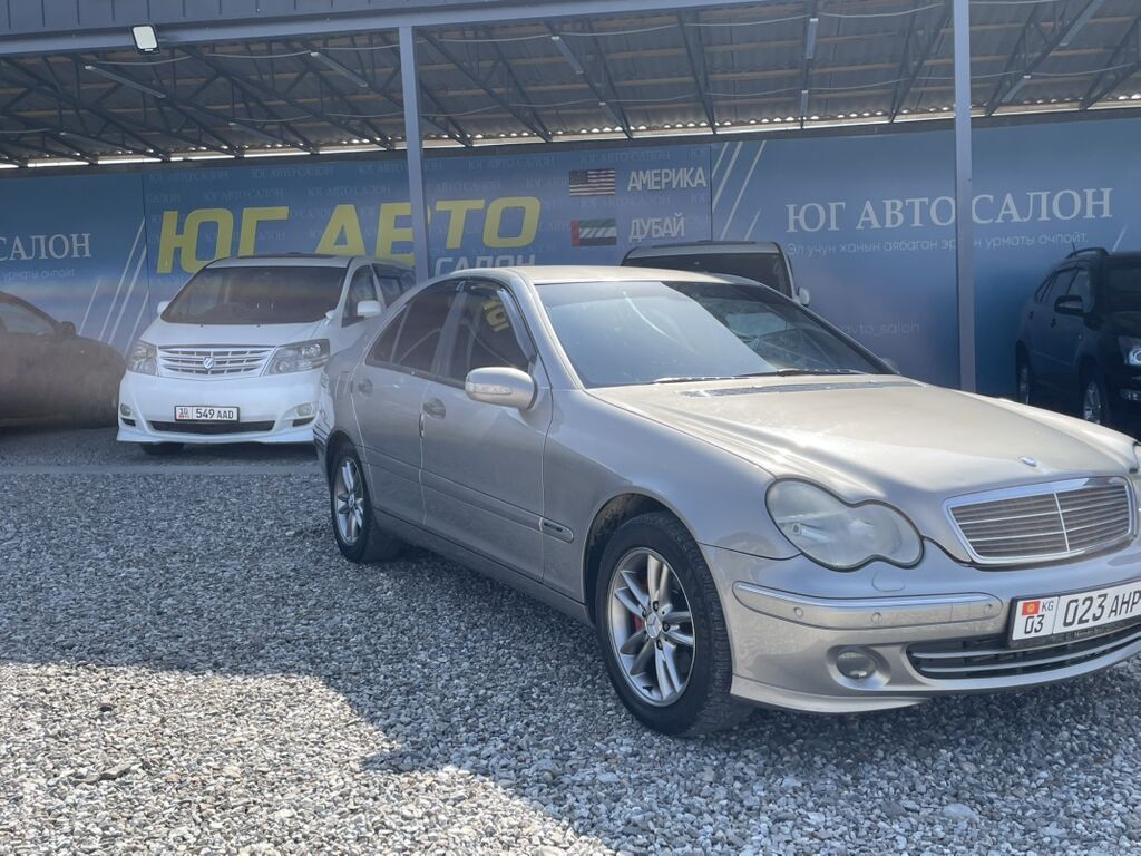 Mercedes-Benz C-Class: 2004 г., 1.8 л, Автомат, Бензин, Седан: фото 2