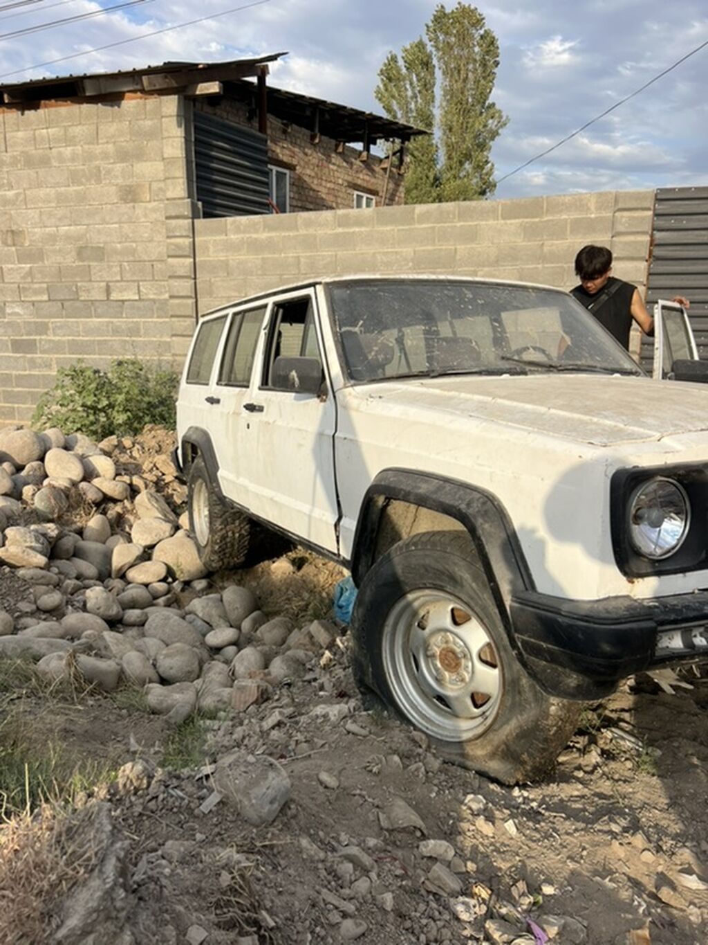 Jeep Cherokee: 1994 г., Механика, Внедорожник: фото 2