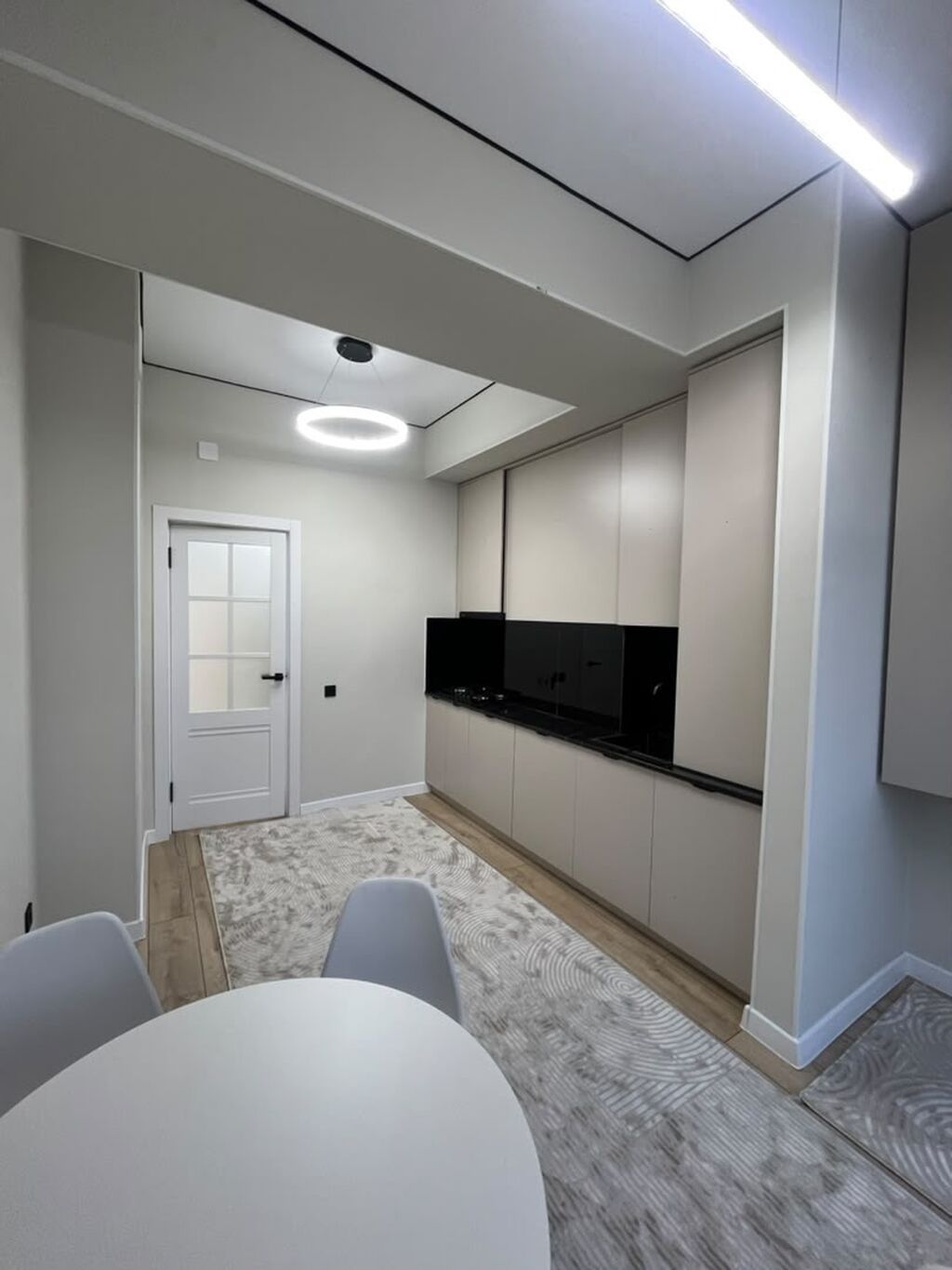 1 комната, 37 м², Элитка, 12 этаж, Дизайнерский ремонт — фото 4