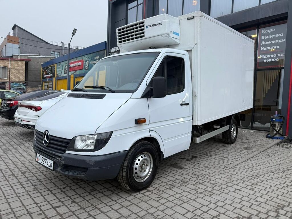 Mercedes-Benz Спринтер: 2003 г., 2.2 л, Механика, Дизель, Фургон: фото 1