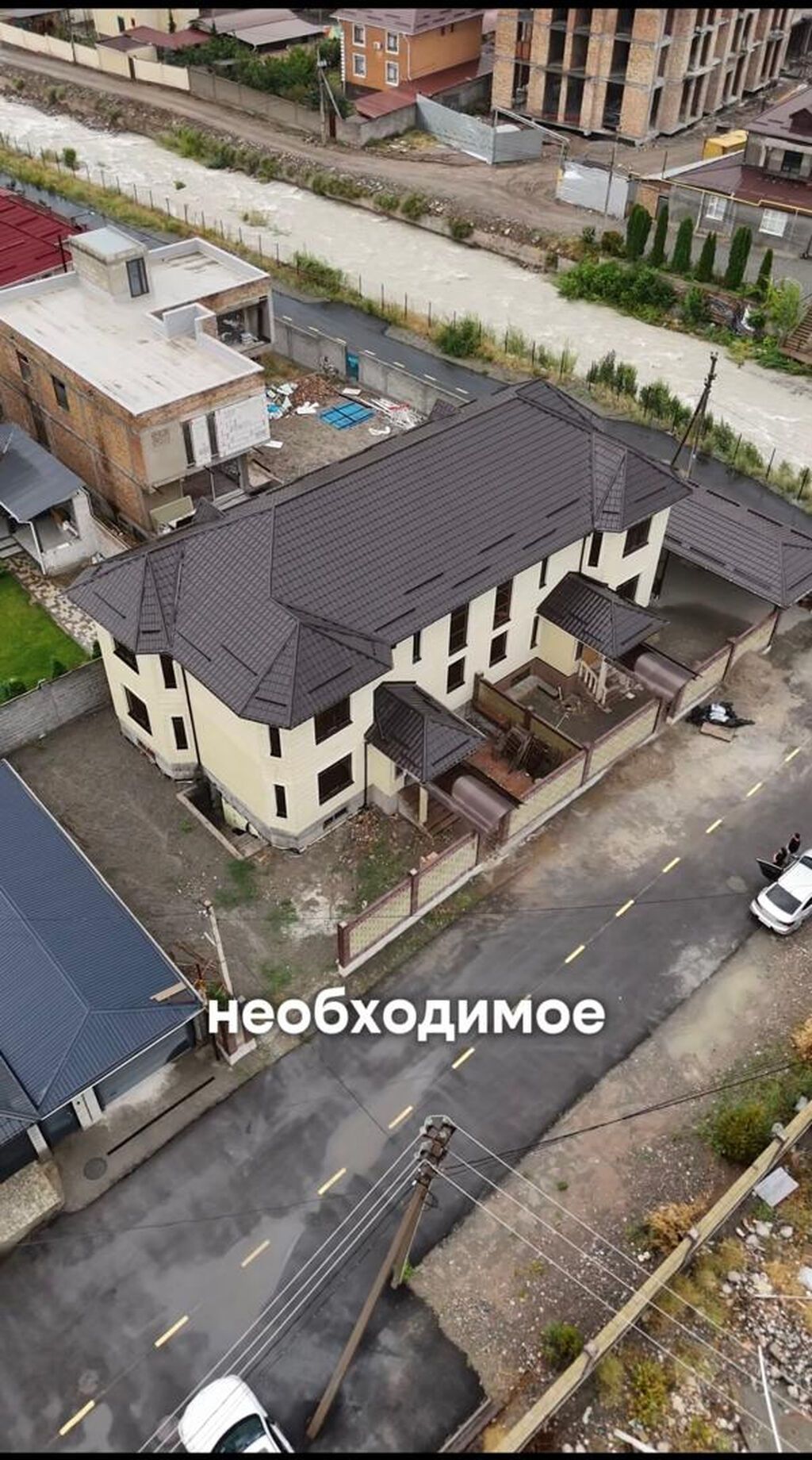 Продается просторный таунхаус в закрытом городке «Мехлесхоз», напротив: фото 2