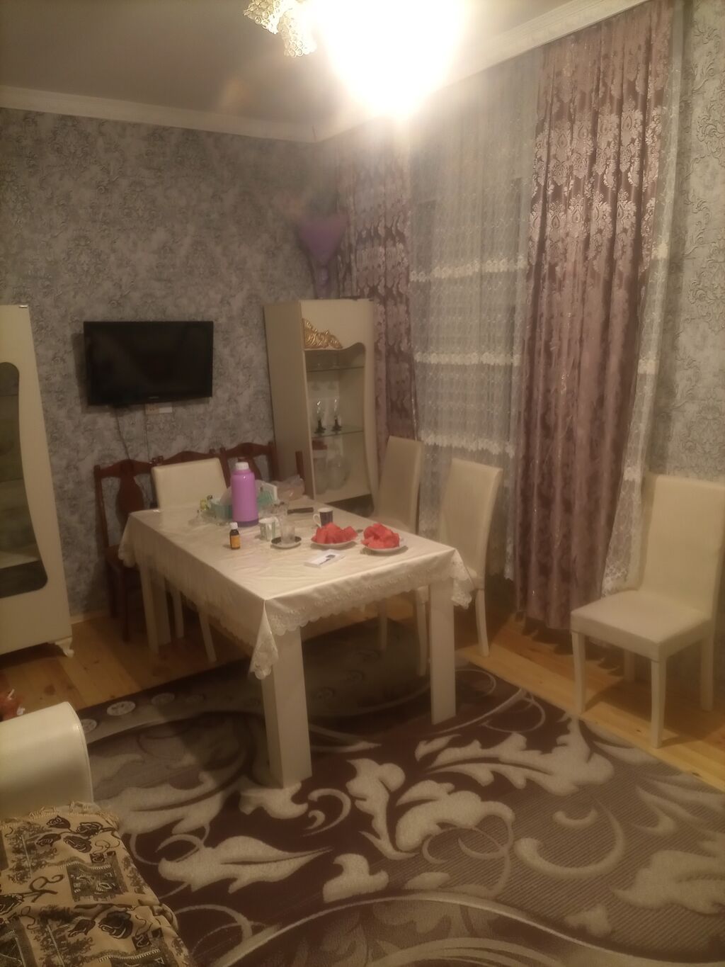 4 otaqlı, 130 kv. m, Yeni təmirli