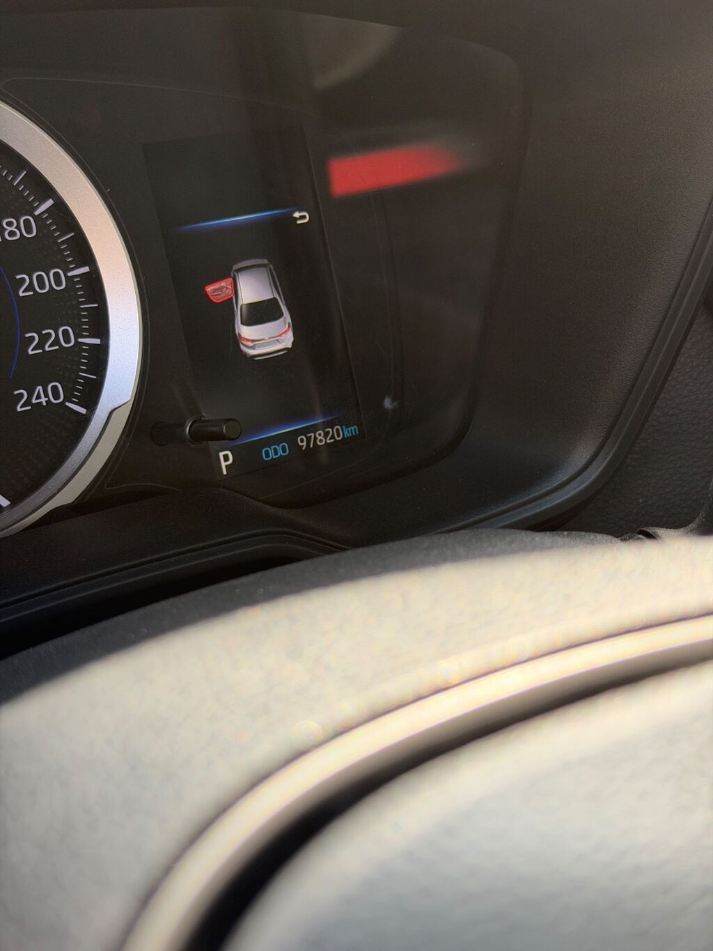 Toyota Levin: 2020 г., 1.8 л, Вариатор, Гибрид, Седан: фото 8