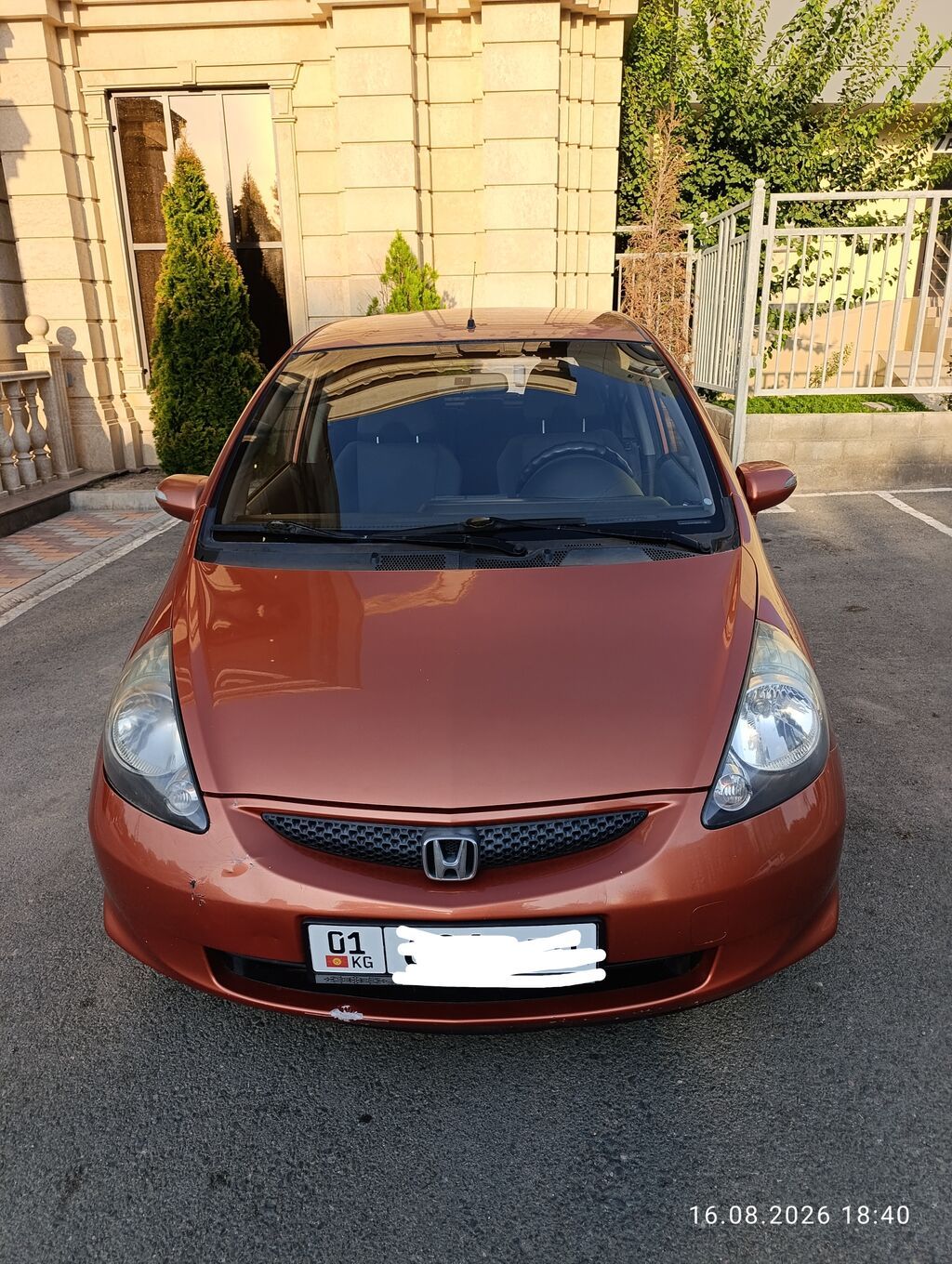 Honda Jazz: 2006 г., 1.5 л, Автомат, Хэтчбэк: фото 1