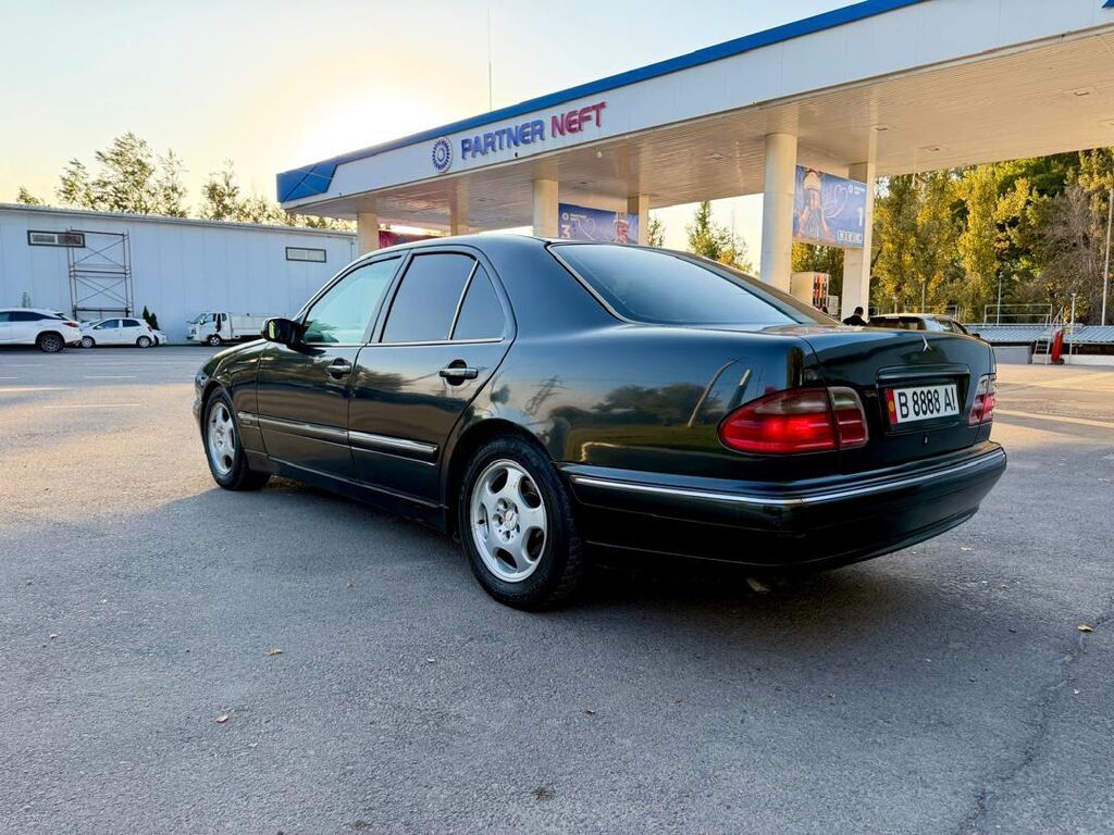 Mercedes-Benz E-Class: 2002 г., 2.6 л, Автомат, Бензин, Седан: фото 4