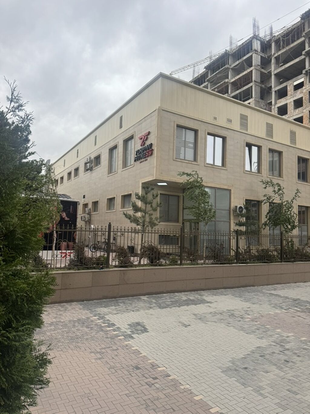 2 комнаты, 95 м², Асанбай мкр Элитка, 12 этаж, ПСО (под самоотделку): фото 2