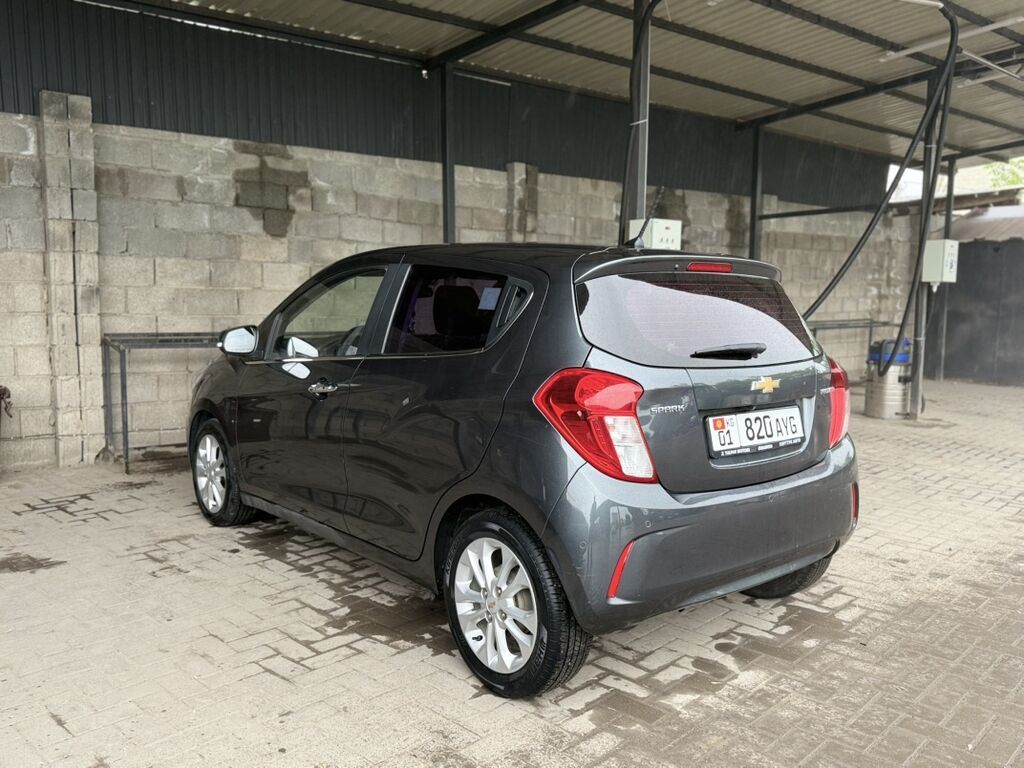 Chevrolet Spark: 2019 г., 1 л, Автомат, Бензин, Хэтчбэк: фото 2