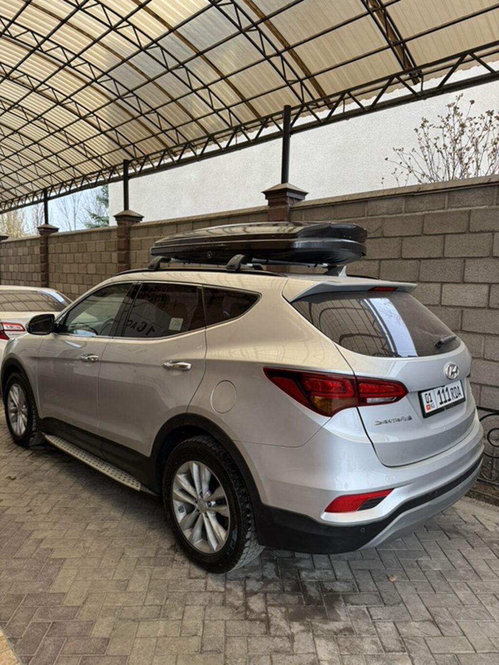 Hyundai Santa Fe: 2017 г., 2 л, Автомат, Дизель, Кроссовер: фото 2