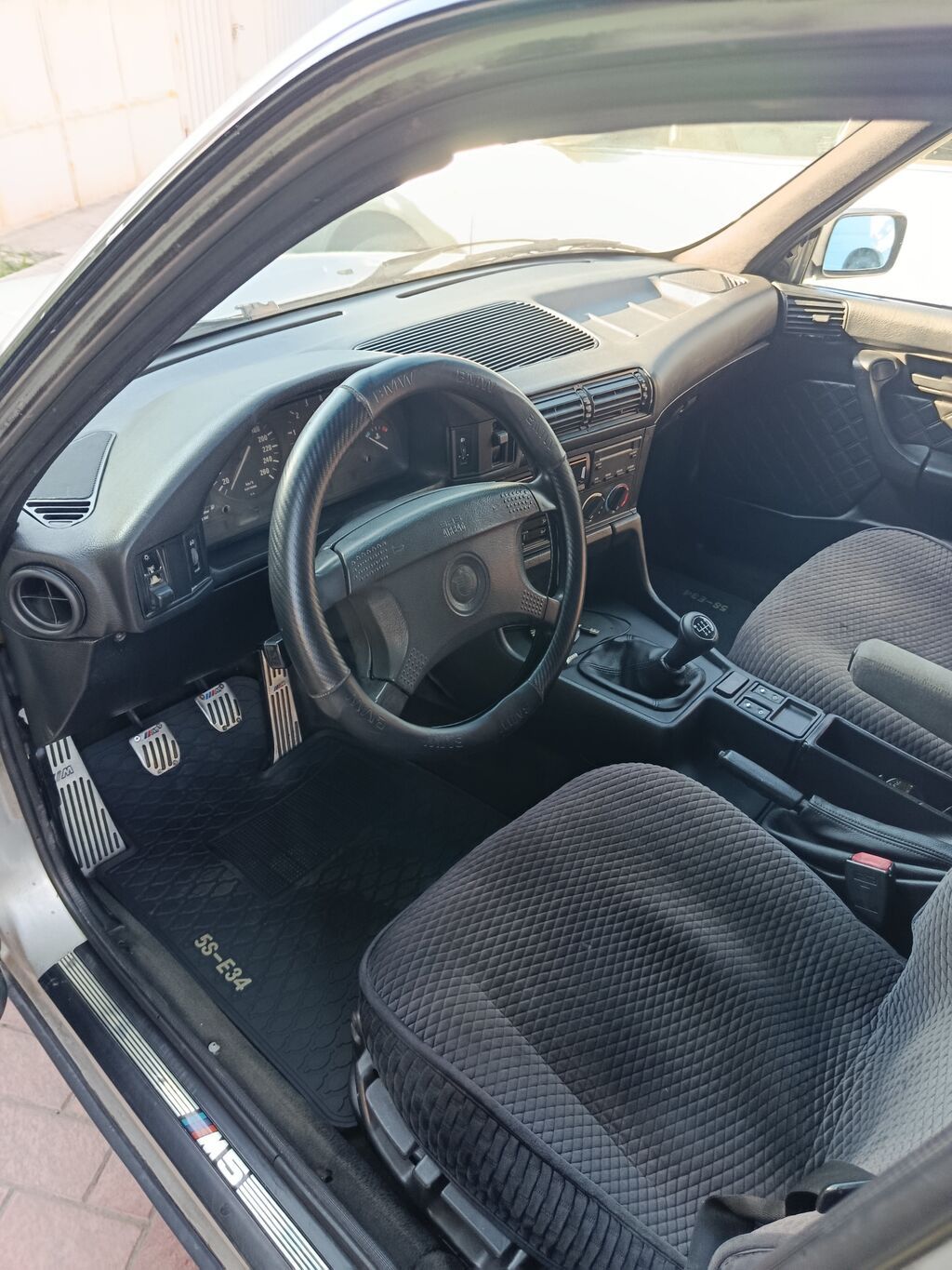 BMW 5 series: 1992 г., 2.5 л, Механика, Бензин, Седан: фото 8