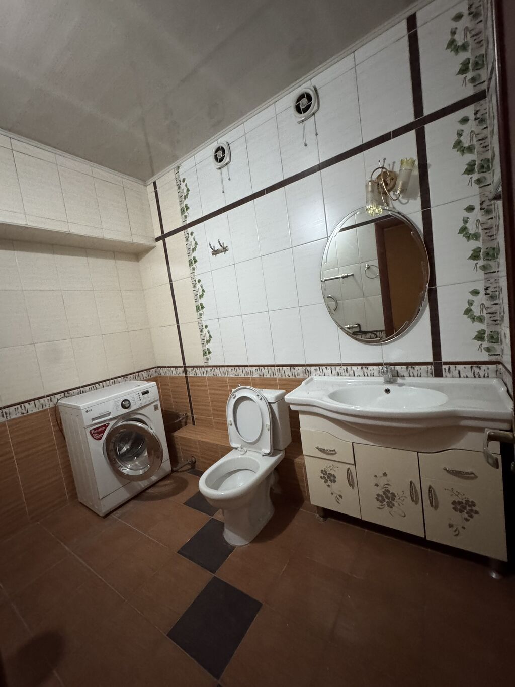 4 комнаты, 128 м², Дордой Плаза ТРЦ Элитка, 5 этаж, Требуется ремонт: фото 8