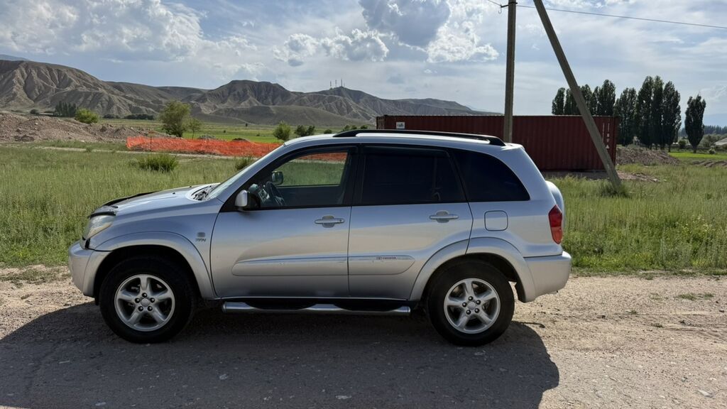 Toyota RAV4: 2003 г., 2 л, Автомат, Бензин, Кроссовер: фото 6