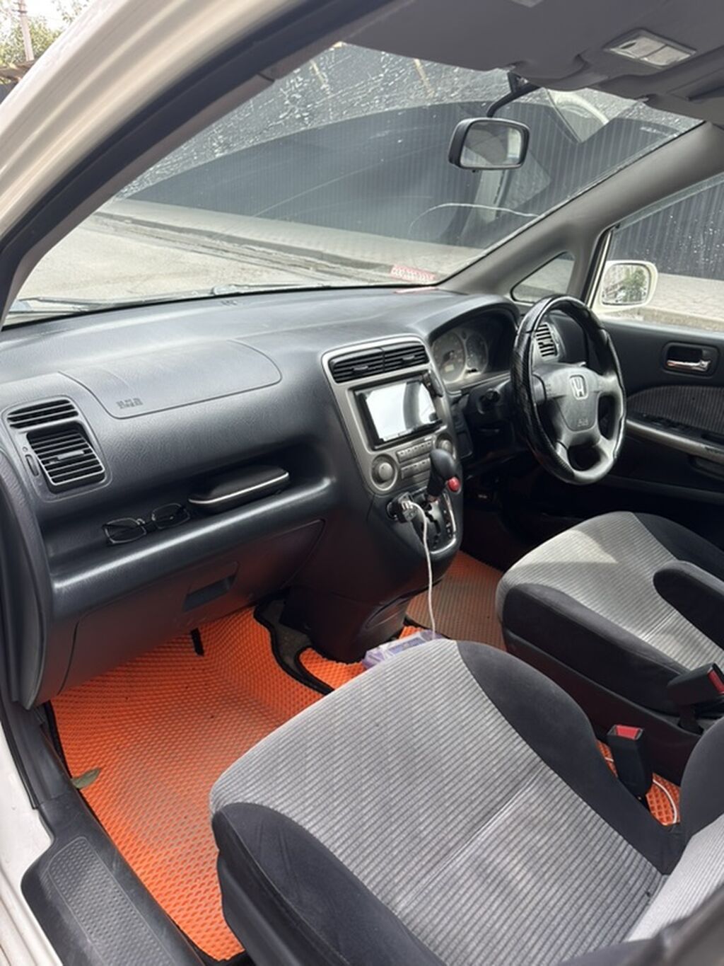 Honda Stream: 2001 г., 1.7 л, Автомат, Бензин, Минивэн: фото 8