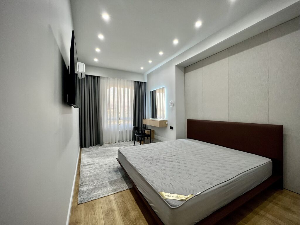 2 комнаты, 81 м², 7 мкр Элитка, 12 этаж, Дизайнерский ремонт: фото 4