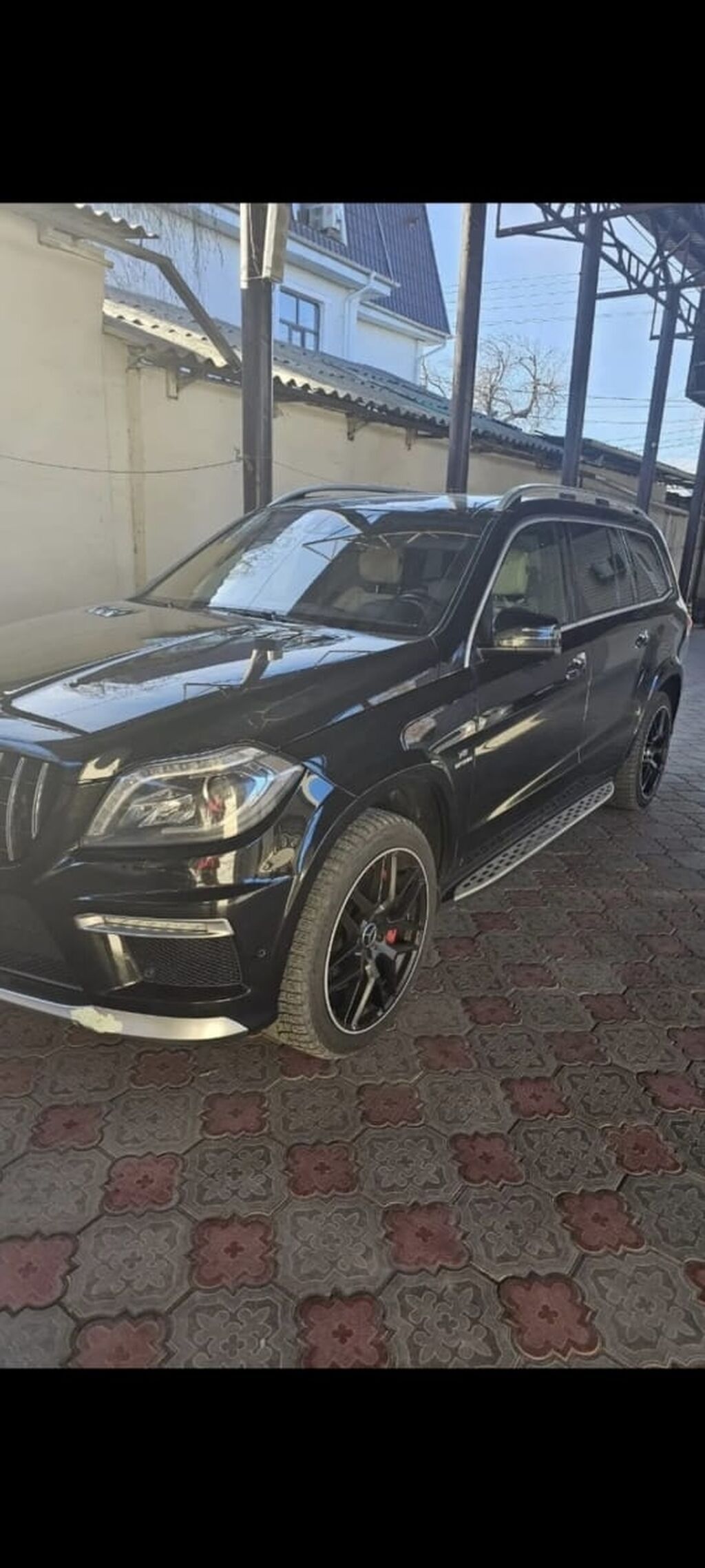 Mercedes-Benz GL-class AMG: 2014 г., 5.5 л, Автомат, Бензин, Внедорожник: фото 2