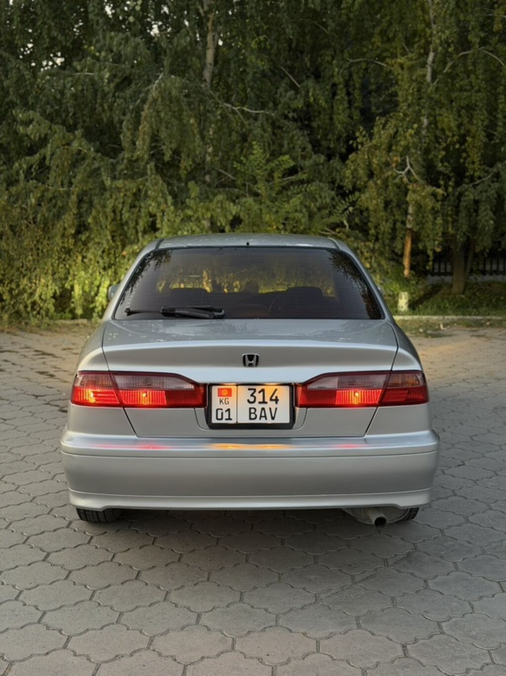 Honda Accord: 2000 г., 2 л, Автомат, Бензин, Седан: фото 4