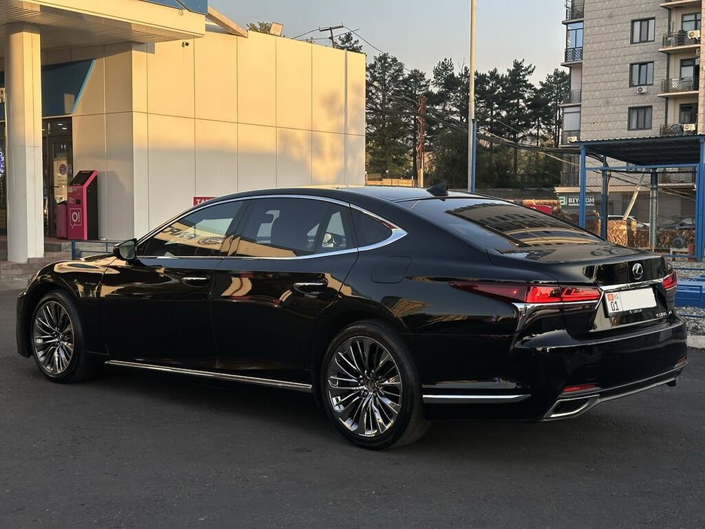 Lexus LS: 2018 г., 3.5 л, Автомат, Бензин, Седан: фото 4