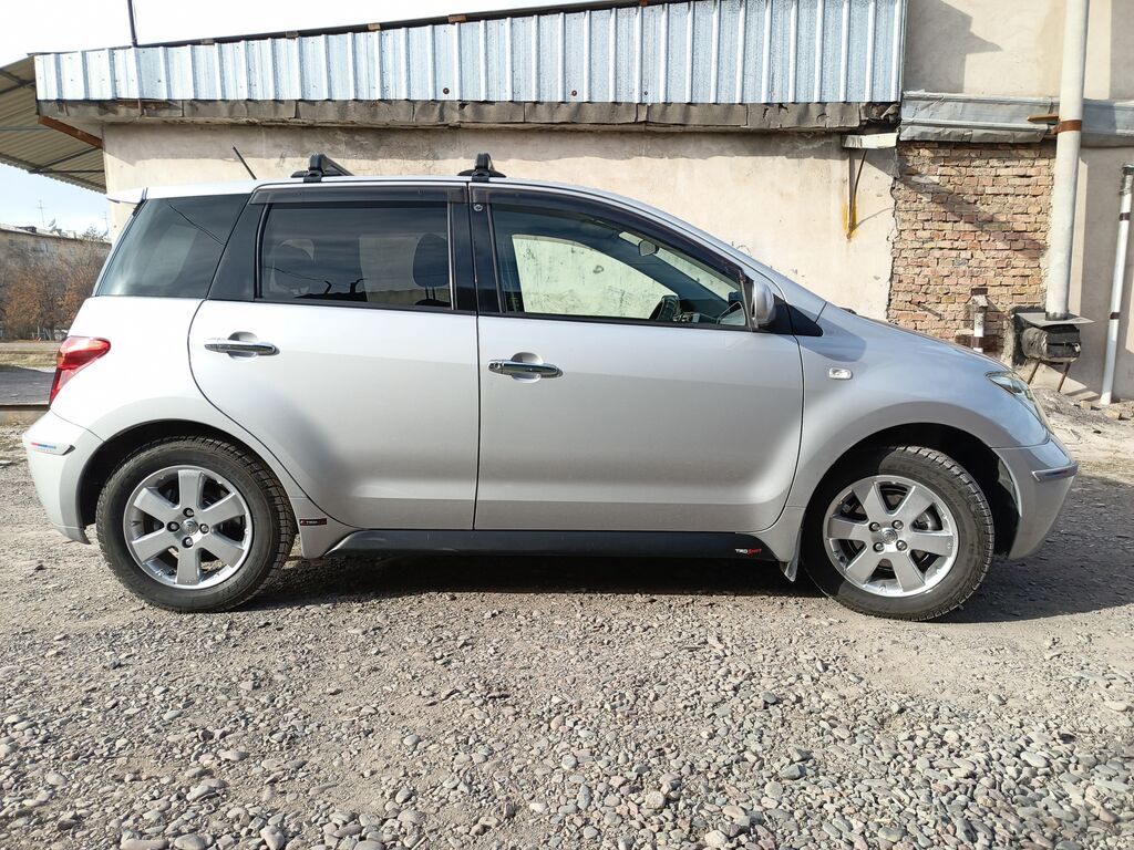 Toyota Ist: 2003 г., 1.5 л, Автомат, Бензин, Хэтчбэк: фото 6