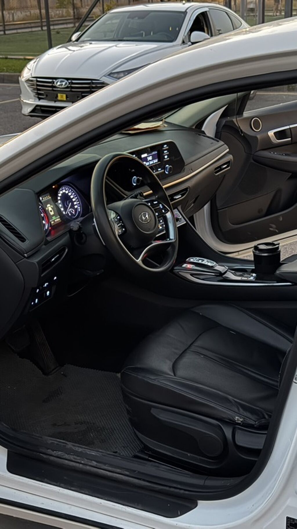Hyundai Sonata: 2022 г., 2 л, Автомат, Газ, Седан: фото 2