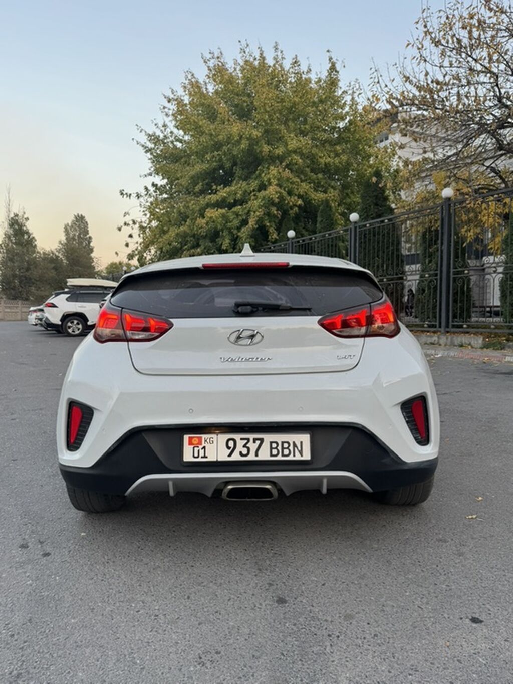 Hyundai Veloster: 2020 г., 1.4 л, Автомат, Бензин, Хэтчбэк: фото 4