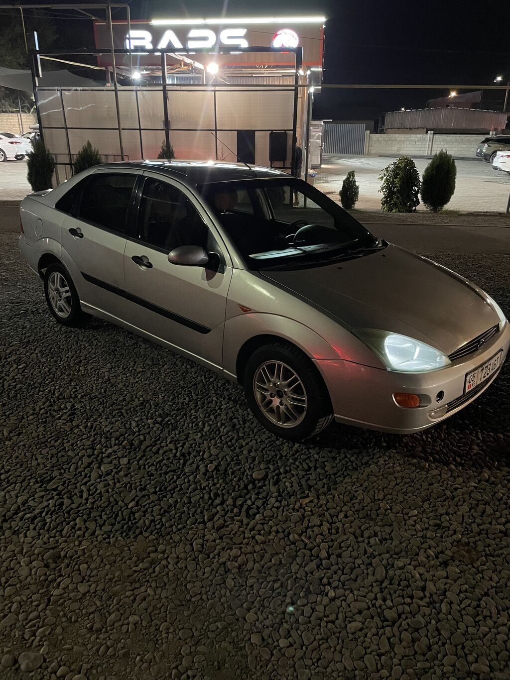 Ford Focus: 2001 г., 1.6 л, Автомат, Бензин, Седан: фото 5