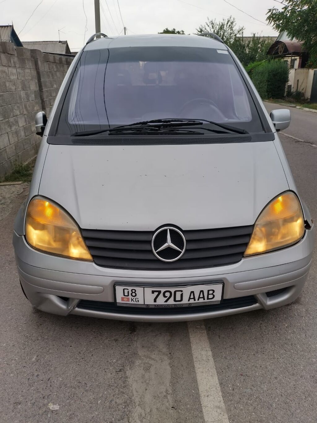 Mercedes-Benz Vaneo: 2002 г., 1.6 л, Автомат, Бензин, Минивэн: фото 1