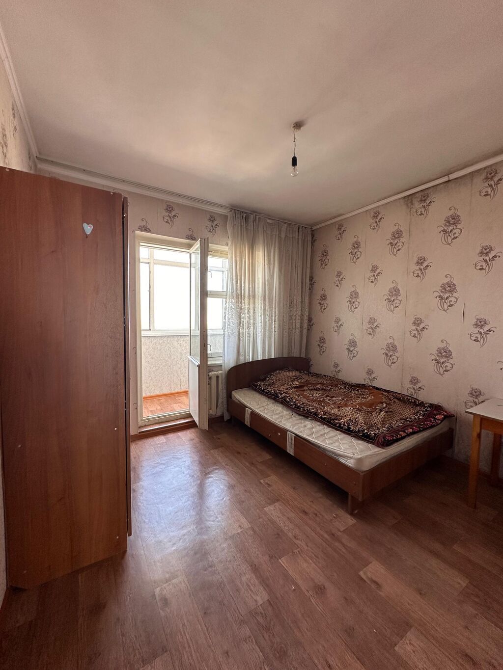 2 комнаты, 52 м², 12 мкр 106 серия, 9 этаж, Косметический ремонт: фото 2