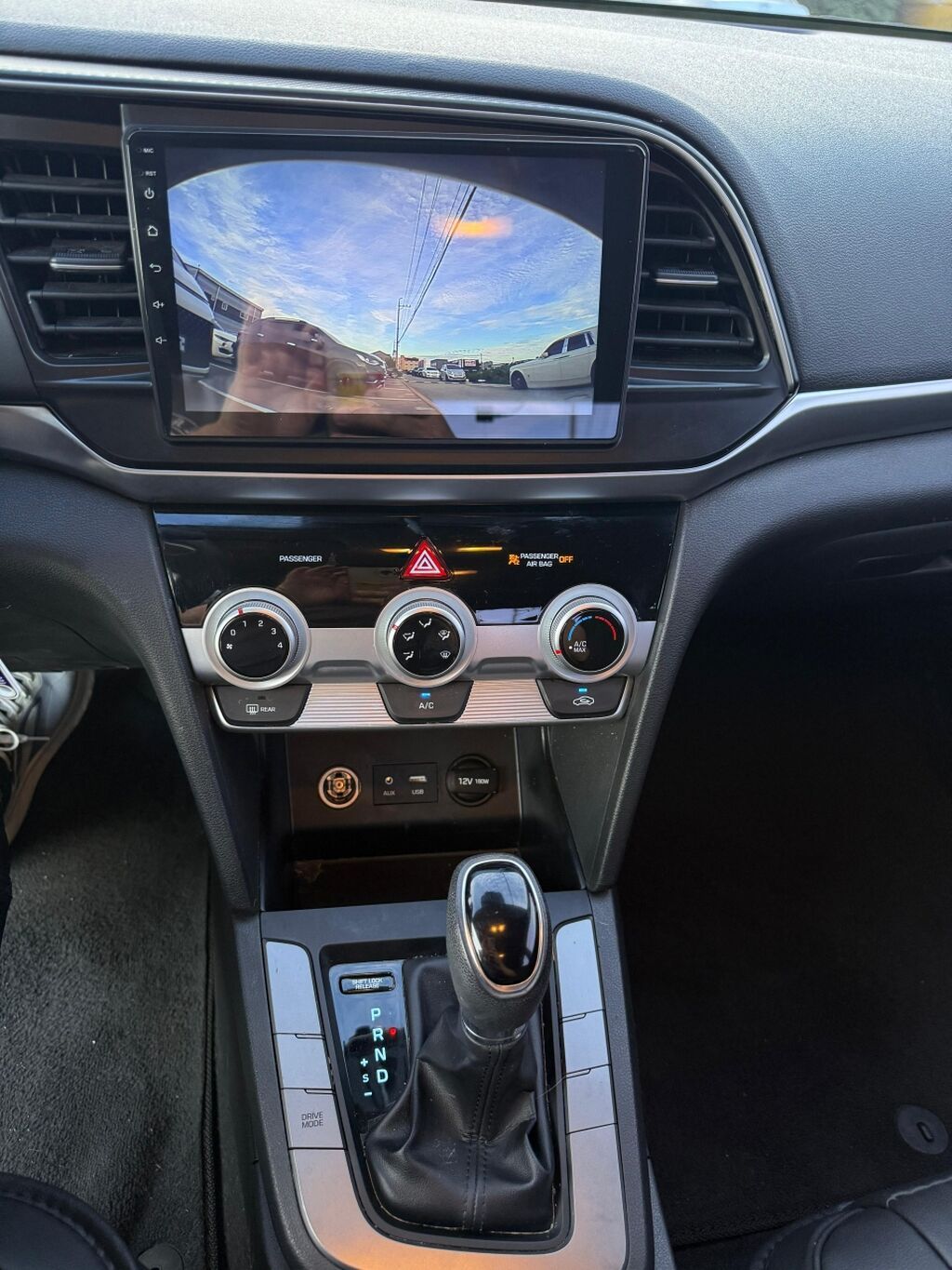 Hyundai Avante: 2019 г., 1.6 л, Типтроник, Бензин, Седан: фото 8